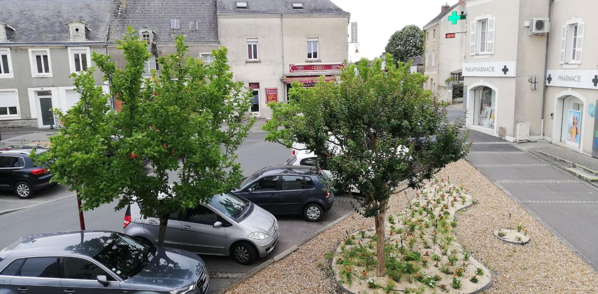 Grand Studio ✰ 35M² ✰ Centre ✰ 4Pers/2Lits ✰ Cuisine ✰ Wifi Candé Extérieur photo