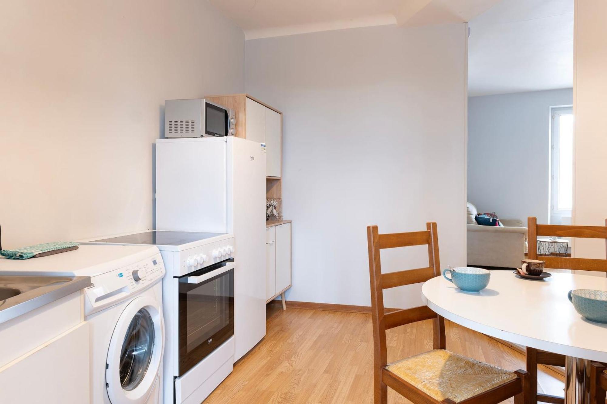 Grand Studio ✰ 35M² ✰ Centre ✰ 4Pers/2Lits ✰ Cuisine ✰ Wifi Candé Extérieur photo